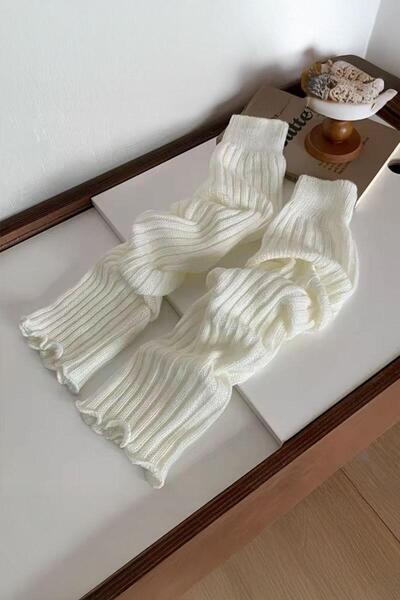 Karakedi Plain White Winter Leggings