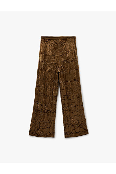 Koton Pleated Wide-Leg Textured Velvet Trousers with Pockets
