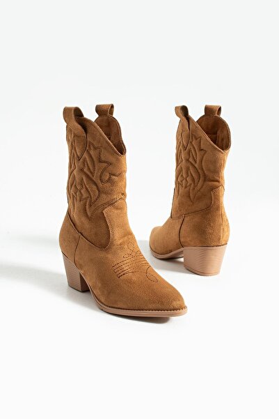 tivana Women's Pointed Toe Heeled Boots Western - Tan