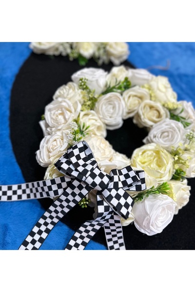 Marrone Rose Wreath White Door Ornament with Roses