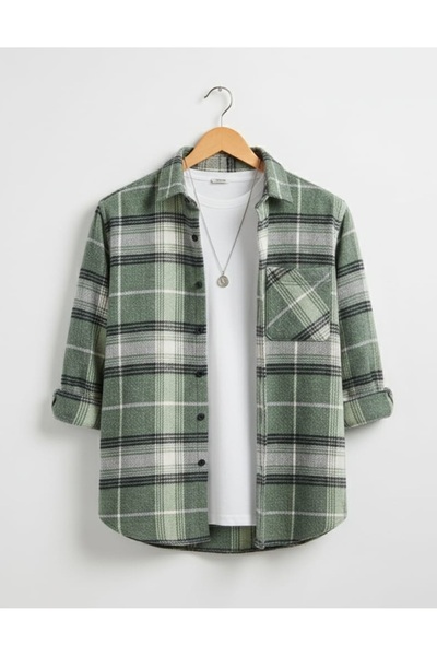 YNGMENCLASS Single Pocket Detail Carded Textured Cashmere Cotton Collar Buttoned Winter Woodcutter Shirt