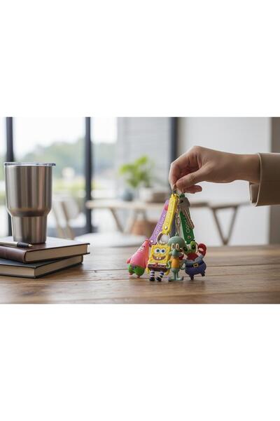 ÇERÇİ MELEK مجموعة سلسلة مفاتيح سبونج بوب والأصدقاء - 4 قطع من السيليكون