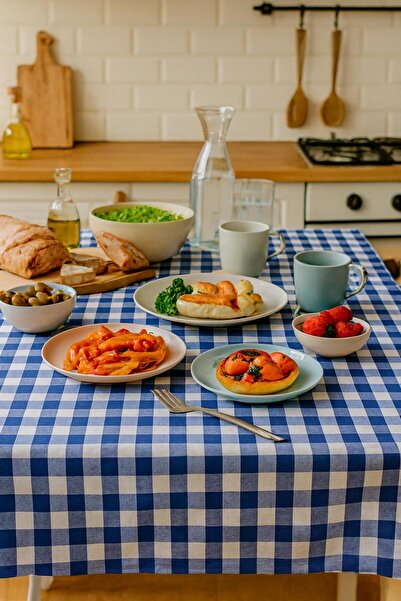 alinastore مفرش طاولة كبير منقوش باللون الأزرق الداكن مقاس 160×170 سم، قماش ل...