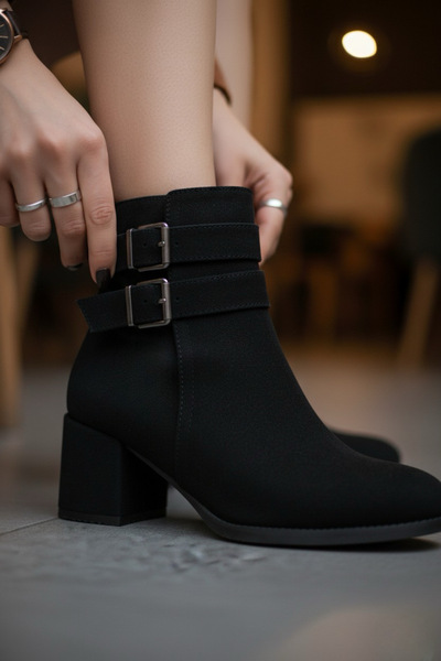 NOVELLAM SHOES Cizme scurte Herrrmmiiina pentru femei cu cataramă dublă