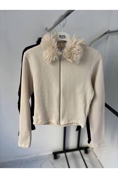 Butik Yakası Kürk Detaylı hırka