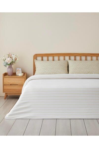 English Home Petty Chic Easy-Iron Double Duvet Cover Set