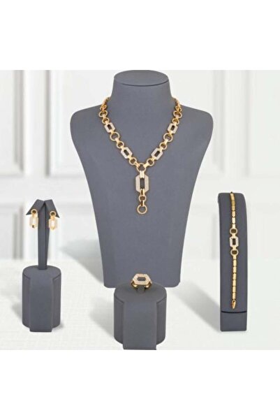 Un طقم بديل الذهب مربع الزركون