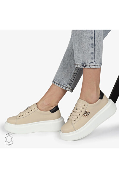 kevali Women's Casual Shoes Beige Leather with Gold Insert and Metal Application |NESKY|