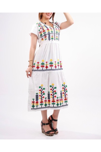 outline A reception jalabiya made of luxurious Egyptian cotton - SHORT