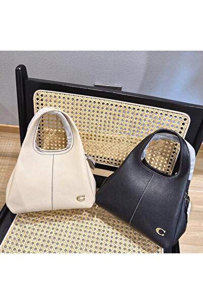 gen Luxury-style white tote bag, fashionable women's handbag for commuting and everyday use