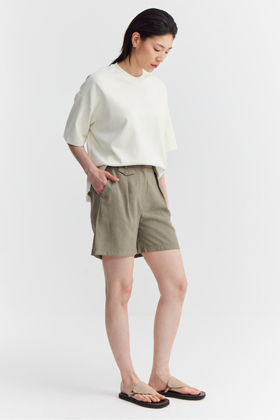 PAULMARK Women's Pleated Detailed Shorts