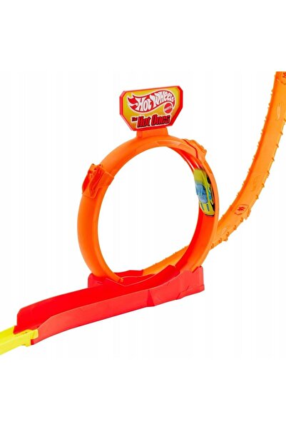 HOT WHEELS Hot Ones Süper Zıplayış Pisti JCX69