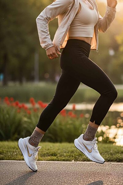 Nike Pantofi de alergare și mers pentru femei STR RNR-5