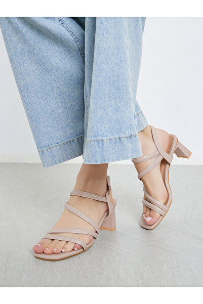 Styli Plain Strappy Block Heel Sandals