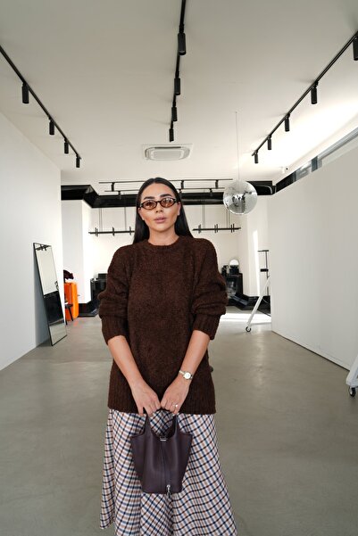 Özge Özgenç Crew Neck Oversized Boucle Knitwear