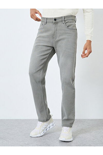 Styli بنطال جينز باهت بقصة عادية وخصر متوسط