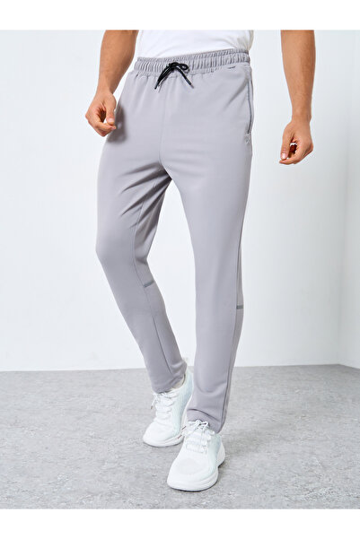 Styli Men Grey Slim Fit Joggers