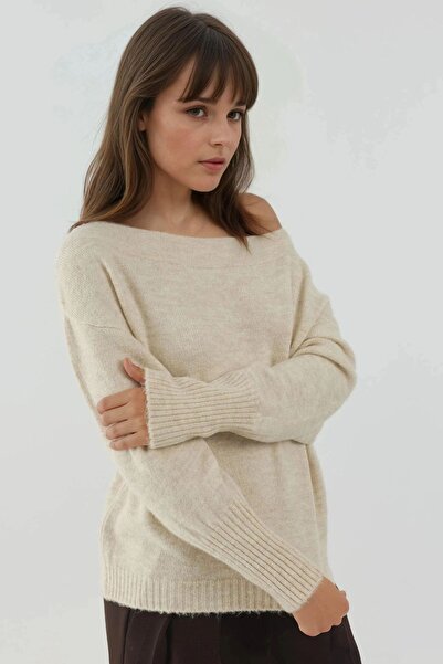 Hiccup Soft Textured Off-Shoulder Knitwear Sweater