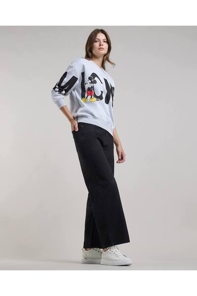 R&B Solid Wide Jeans with Button Closure