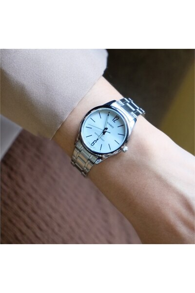 Casio Collection LTP-V005D-2B Women's Watch