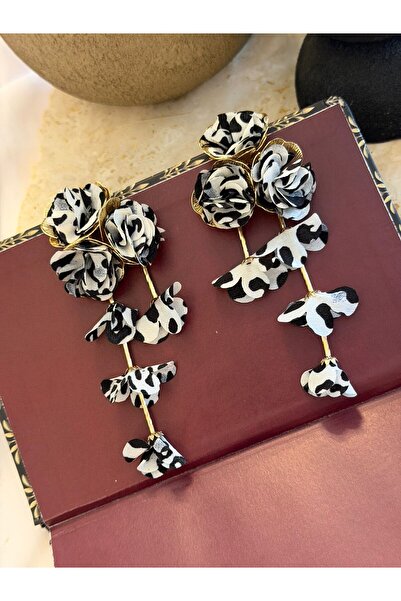 MyladyAccessoriess Black and White Dangle Flower Earrings (Steel)