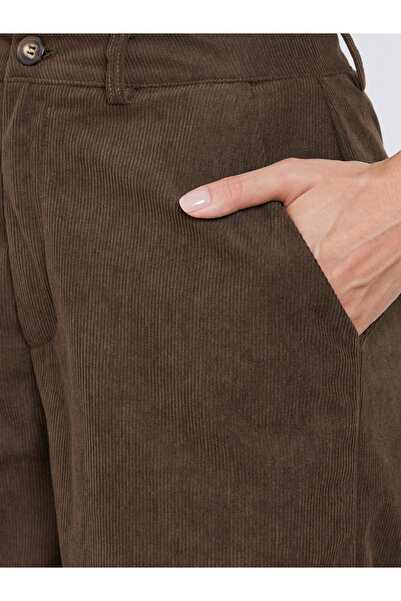 Styli Women Brown Solid Corduroy Wide Leg Pants