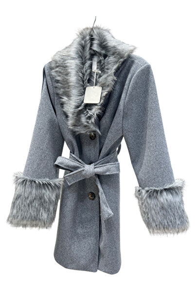 OEM Elegant women's gray coat with fur