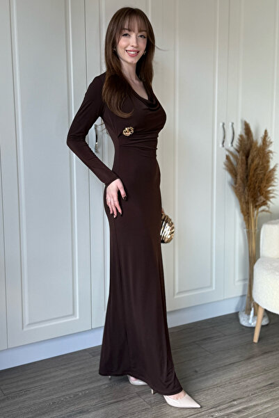 Dilay Gökoğlu Butik Detachable Brooch Detailed Degaje Collar Long Dress