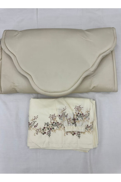 Without a mark Padded prayer mat set with embroidered cotton prayer sheet
