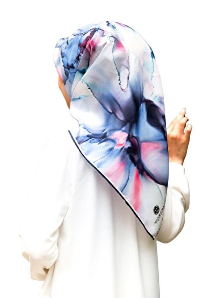 Vissona 57% MĂTĂSĂ 43% VISCOSĂ Twill Mătase Batik cu Motiv Floral Albastru Be...