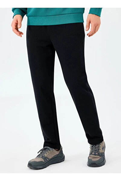 SKECHERS Pantaloni de trening pentru bărbați M Essential Slim S2520287-3817