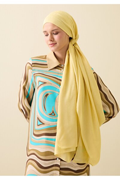 Imannoor Chain Pattern Jacquard Plain Dyed Shawl