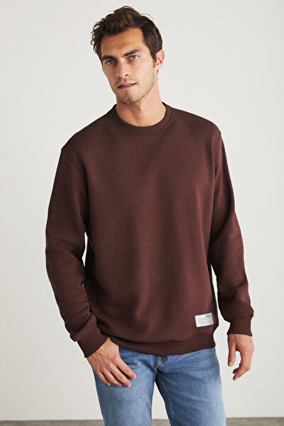 GRIMELANGE Travis Men's Organic Fabric Soft Regular Fit Round Neck Dark Brown Sweatshirt