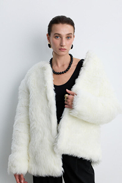 BE BLUE Ekru Faux Fur Jacket