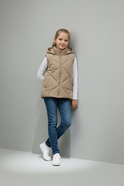 ASYAKİDS CLUB Girl's Hooded Pocket Lined Waterproof Seasonal Puffer Vest