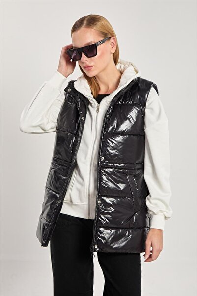 BARRELS AND OIL Women's Patent Leather Puffer Vest - Black