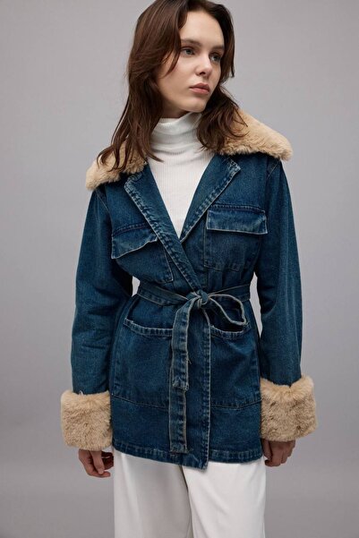 Gülşah collection Fur Detailed Denim Jacket - Blue