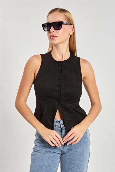 BARRELS AND OIL Women's Fleto Pocketed Buttoned Vest - Black