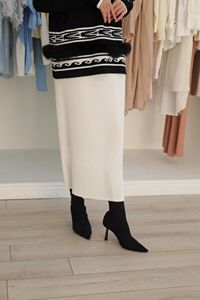 MissWhence Fermuar Detaylı Pilise Etek Beyaz 38921