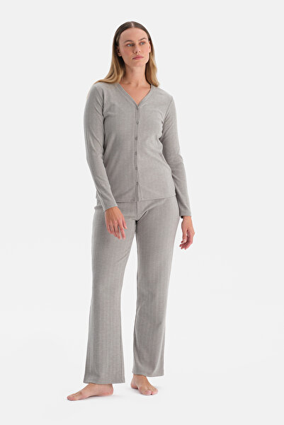 Dagi Pointel V-Neck T-Shirt Pants Set