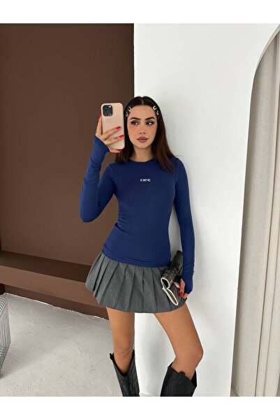 By Kuzey Aras Women's Crew Neck Finger Detail Stretchy Blouse