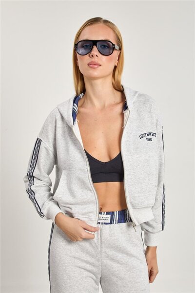 BARRELS AND OIL Women's Shirt Paneled Zippered Sweatshirt - Snow Melange