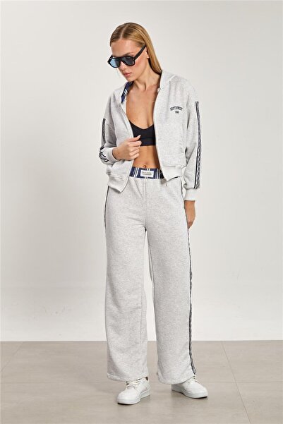 BARRELS AND OIL Women's Shirt Paneled Zippered Sweatshirt - Snow Melange