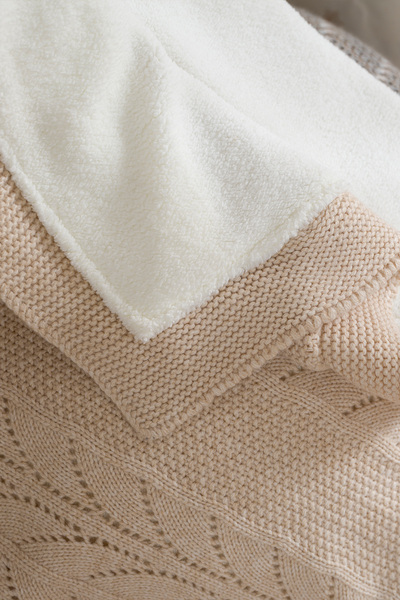 Koza Home Toffy beige wheat knit baby blanket 100x100
