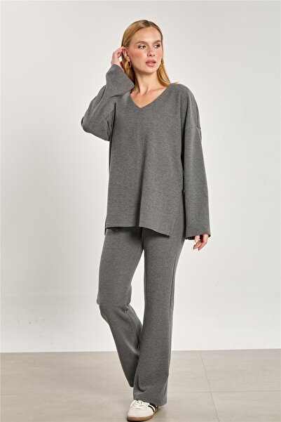 BARRELS AND OIL Women's V-Neck Side Slit Two-Piece Set - Smoked