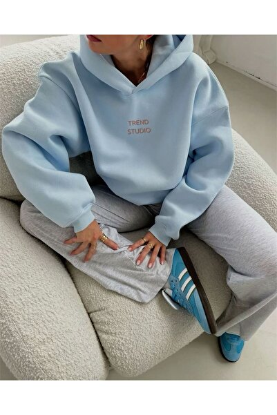 HerTarzınTrendi سترة تريند ستوديو مطبوع بغطاء رأس – موديل قصة فضفاضة