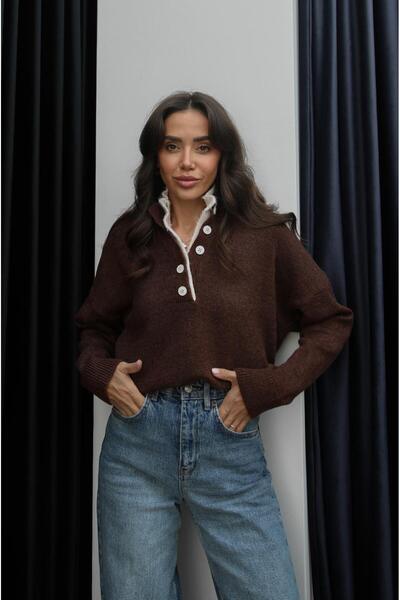 Havoş Brown Two-Patch Button Detailed Sweater