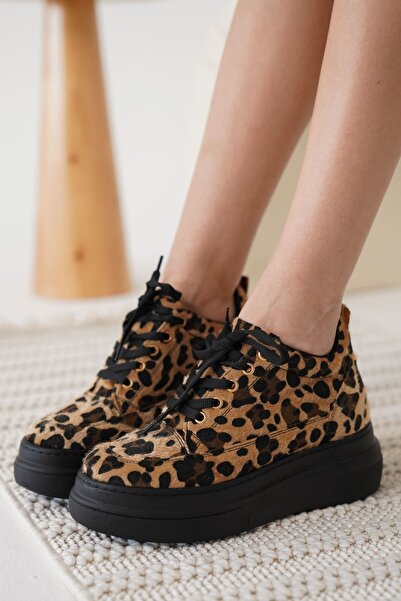 TRENDELLA Lauren women's hidden heel black sole leopard sport shoes