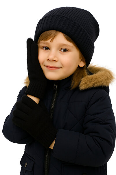 CapZone Black Children's Plush Gloves - Soft Textured Warm Winter Gloves 5-10