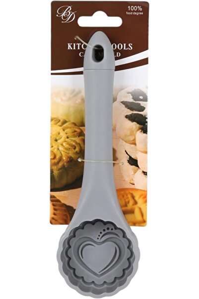 B&D Heart-Shaped Cookie Mould, Grey Kitchen Tool, Food-Grade Plastic, Decorative Baking Accessory